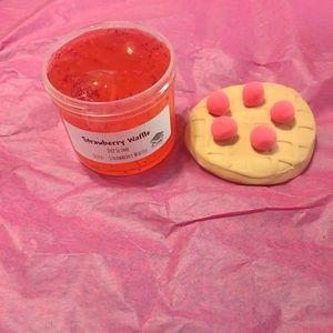 4 oz Strawberry waffle DIY Slime